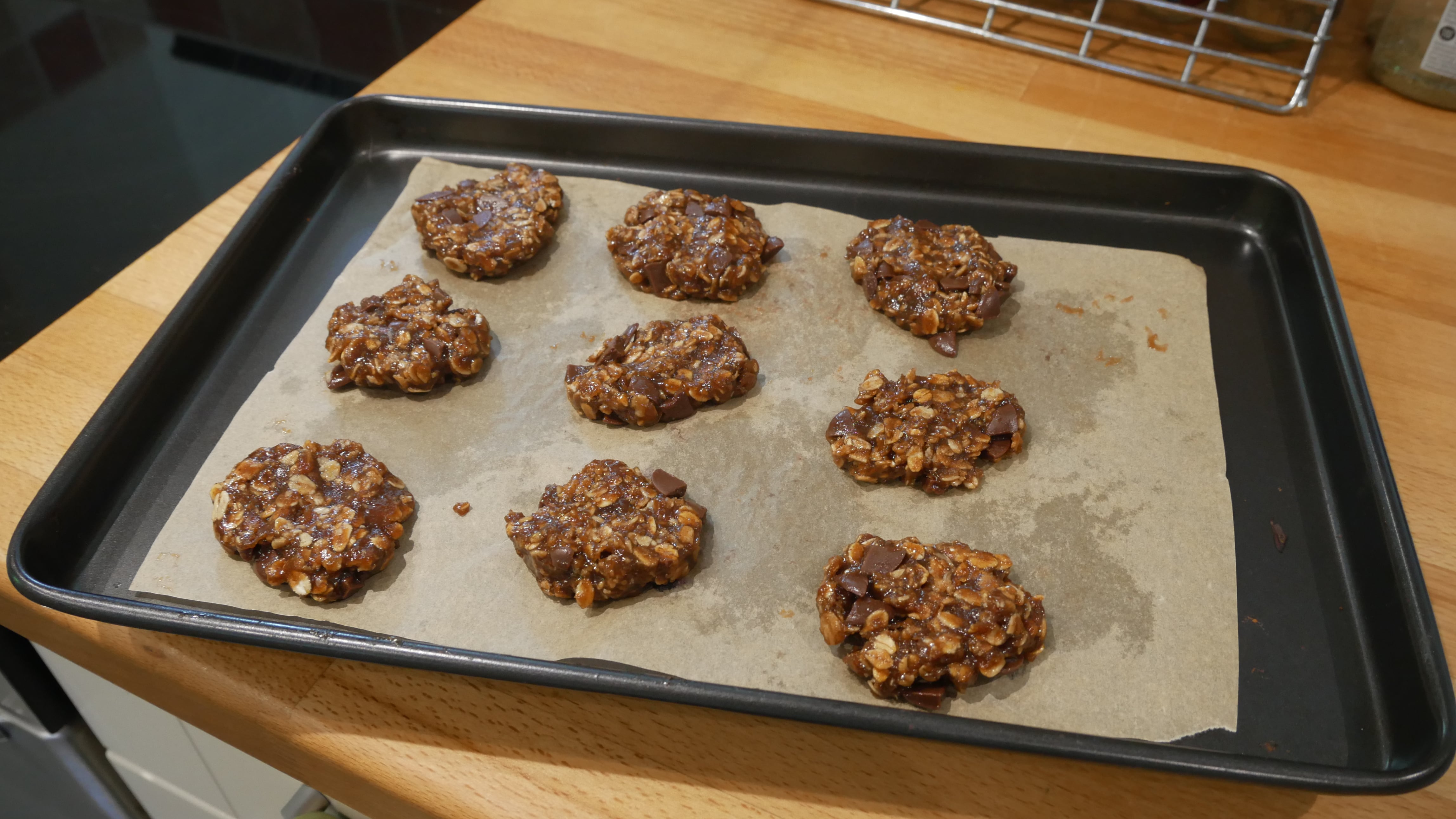 peanut cookie mixture